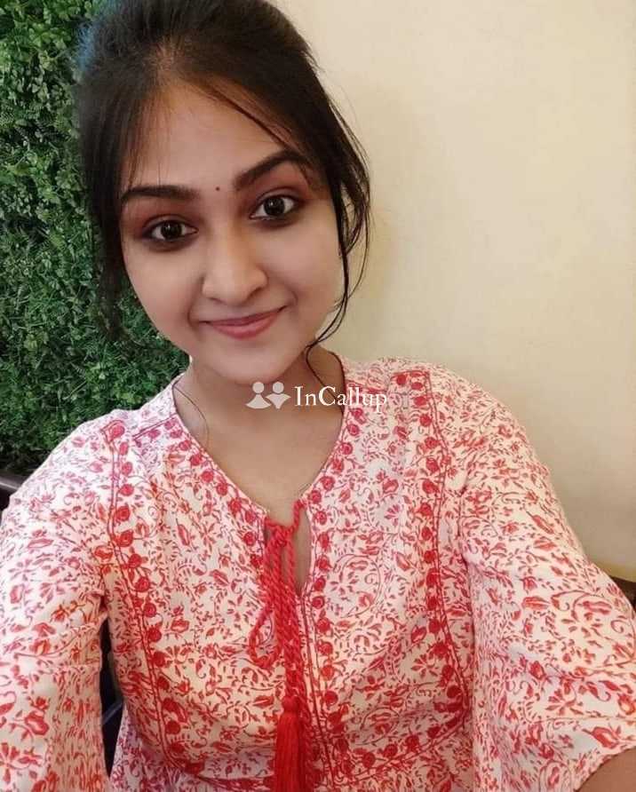 Myself muskan independent escort girls available in Bidar safe and secure trusted service hotel room