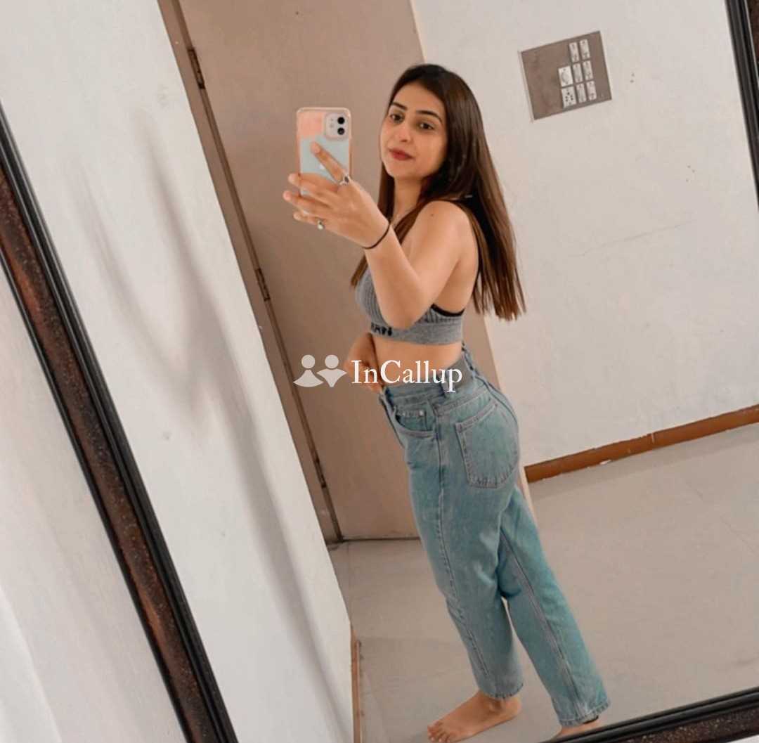 Chandrapur college girl safe and secure hot and sexy girl