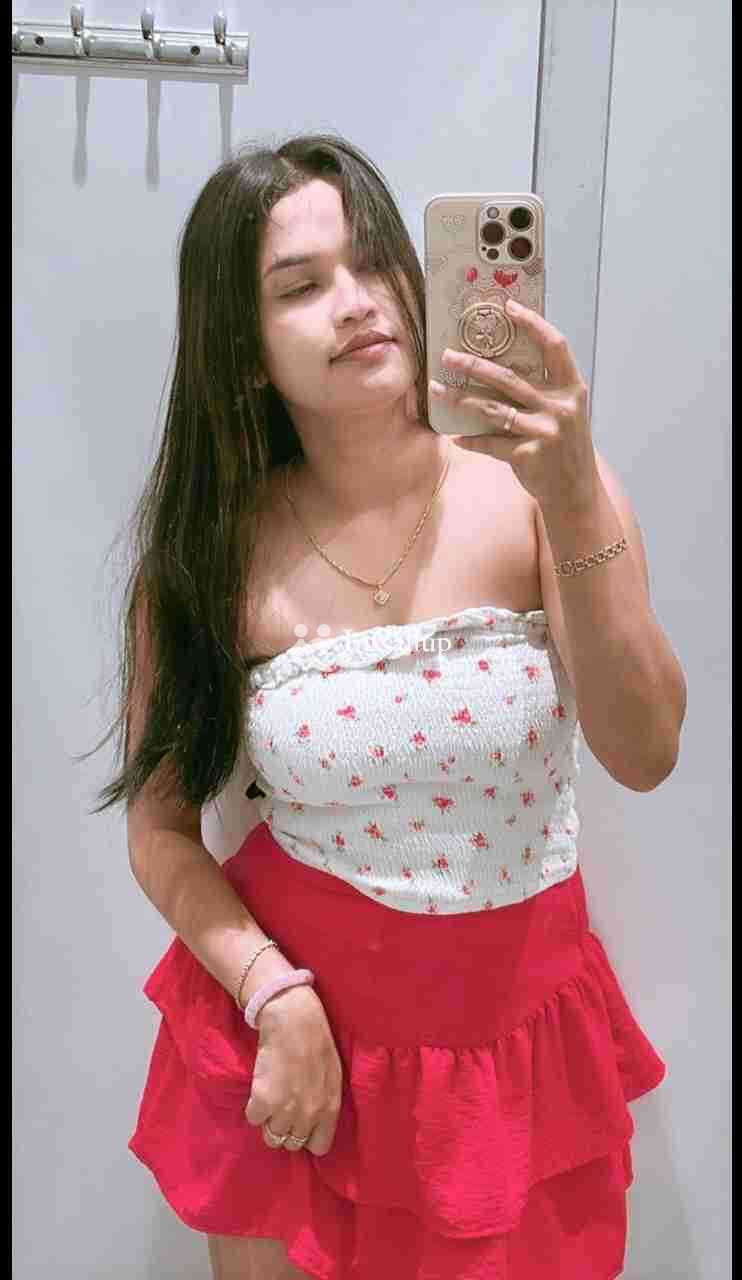 Full Desi call girl hostel new model independent girls available low price big Bobs full body massag
