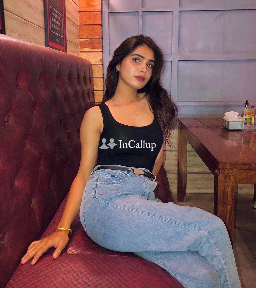 Call me jiya Rani vip college girls vip girl independent girl safe and secure full enjoyment home vj