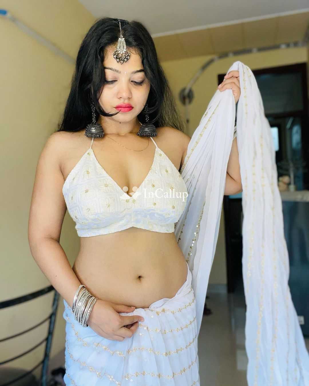 Hajipur CALL GIRLIN ESCORT 92046/89957SERVICEINDEPENDENT KOMAL PATEL top class sexy komal top cla kl
