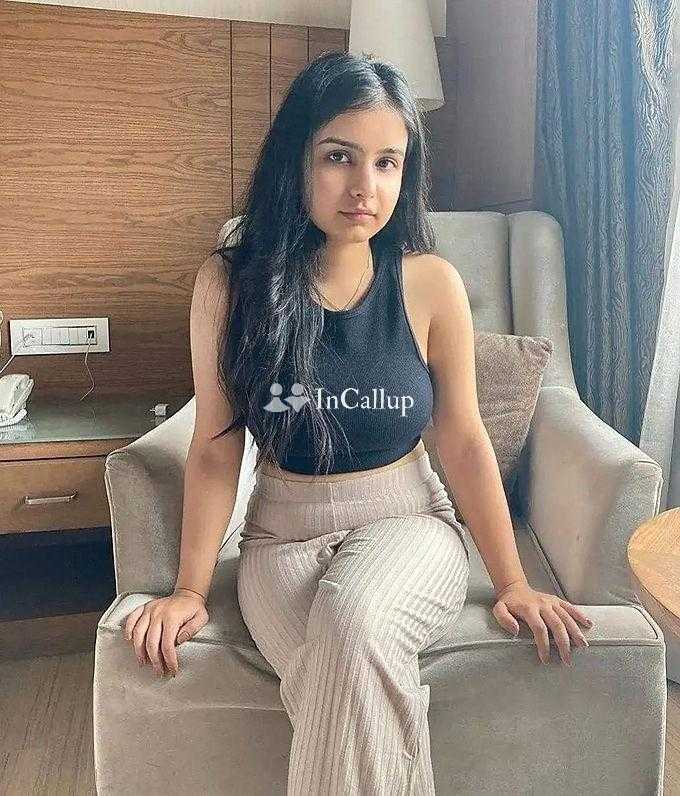 Sonam Kapoor high quality service genuine service bhabhi and  college girl vzbbsbs sue8sjs su7wjsnsh