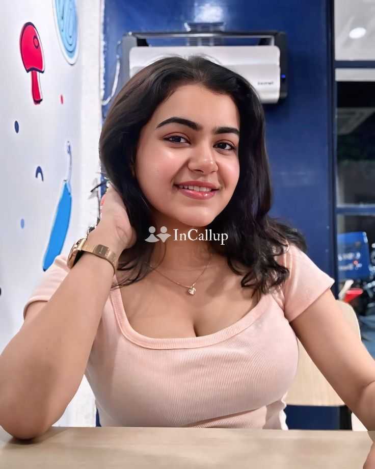 Indore call girl service my self Radha kumari provide service to your near area to unlimited short c