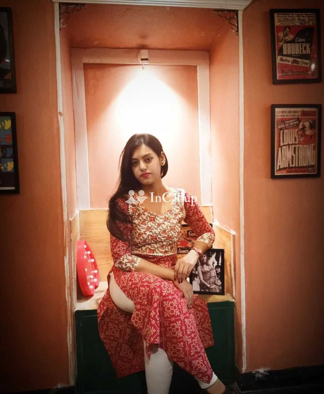 INDORE HIGH PROFILE CALL GIRL SATISFACTION COOPERATIVE GIRL 24 HOUR AVAILABLE WITH CASH PAYMENT CALL