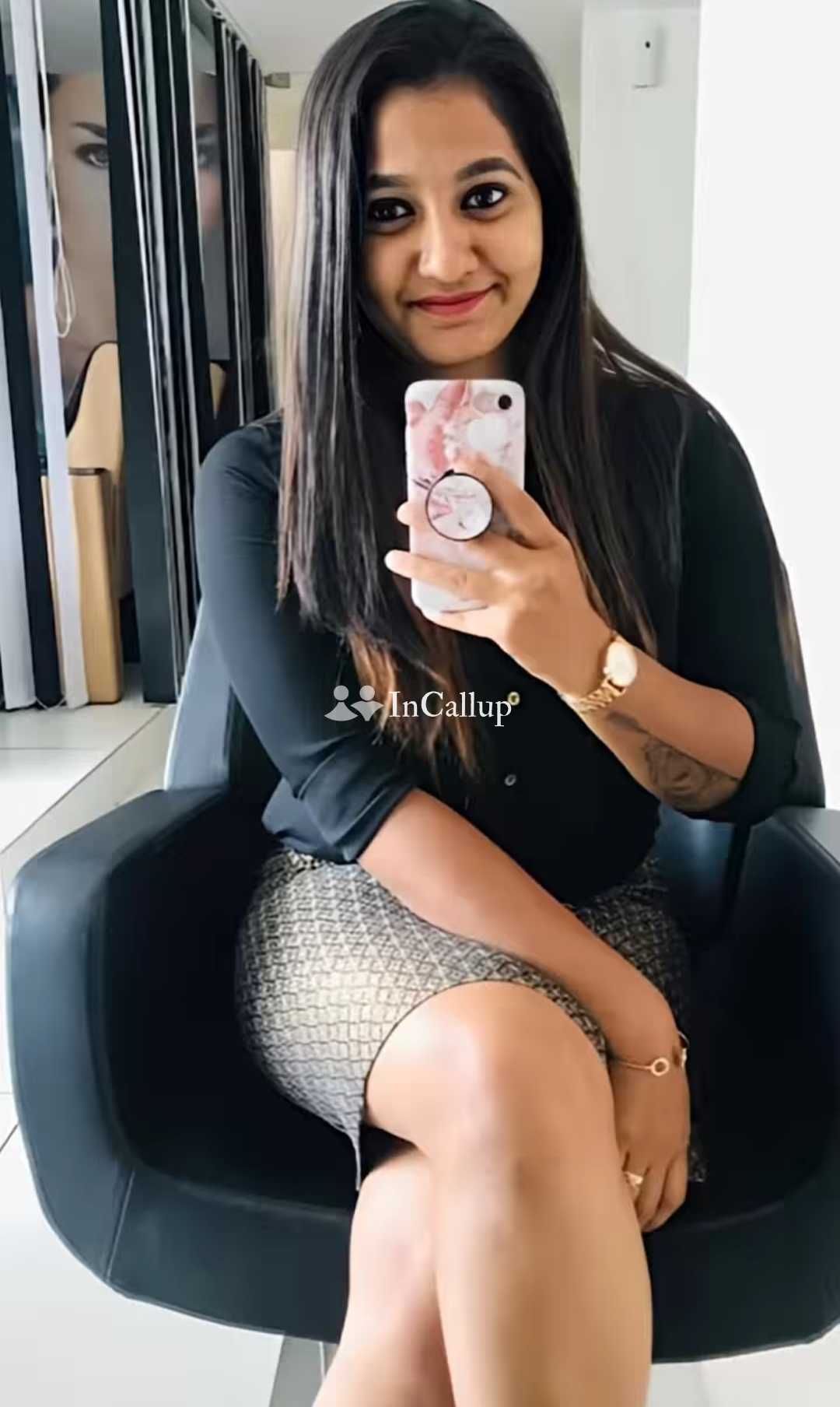 Myself neeta independent escort girls available in low price call me VIP college girls call me sir j