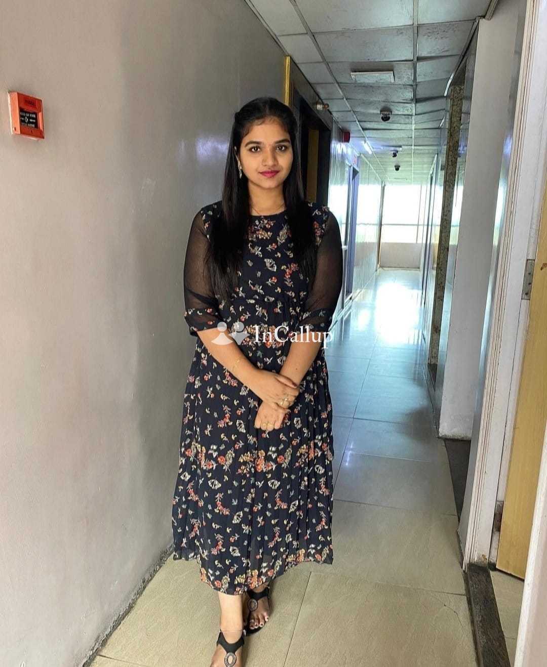 Hot model top Asrufi patel college girl 24 7 available provide without condom unlimited looking mode