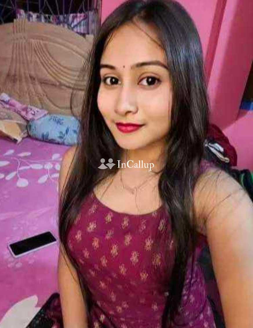 Mahbubnagar vip independent college girls bhabhi aunty model beautiful slim hottest model enjoy...5m