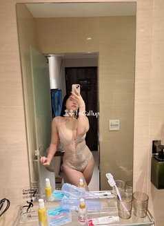 Mumbai Escorts service Kanika Nariman Point Call Girls Hotel Trindet Hil Top Worli Call And WhatsApp