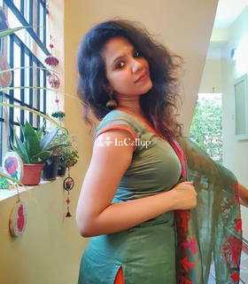 Low price indipendent service available home and hotel service x available servi bsys sjsjebishs aks