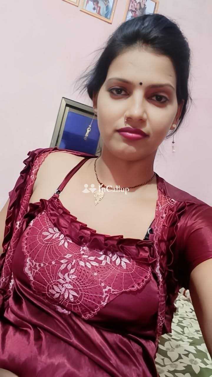 Satna(manika Patel Hotel service room service only cash payment available at 24 hours service khubii