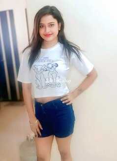 Siliguri MYSELF PRIYA ESCORT GIRLS AVAILABLE HOT COLLEGE GIRLS high profile low price
