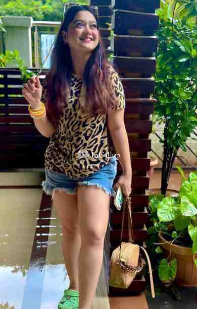 Call girls genuine service sultanpur all area real service college and housewife available best esco