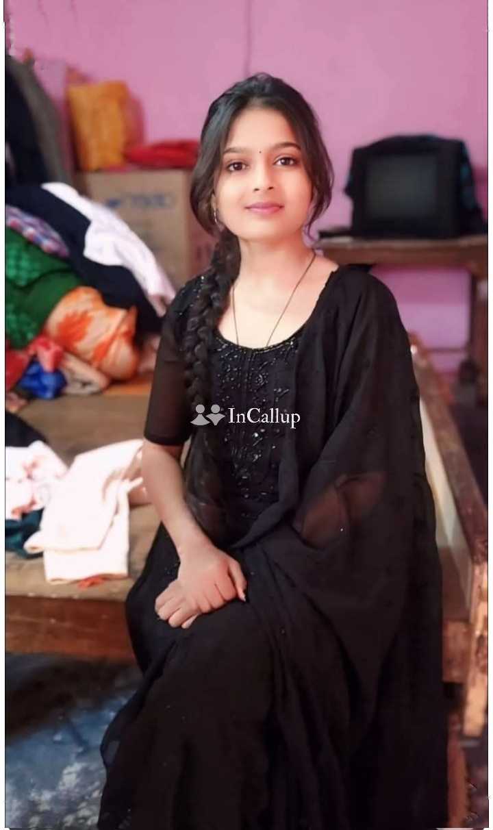 Valsad myself Kavya Patel hot college girls housewife available