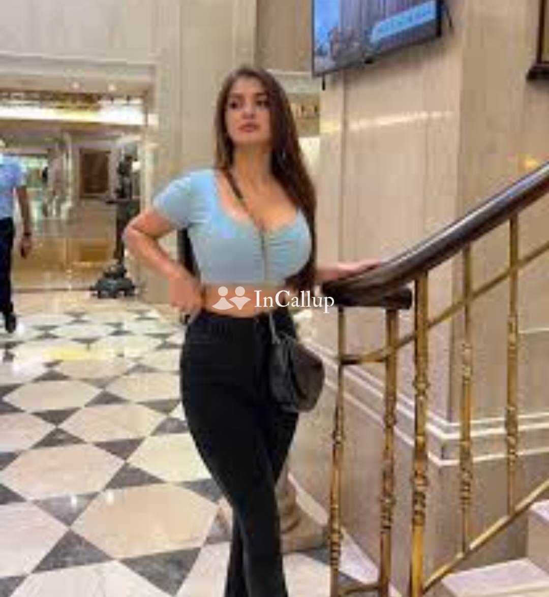 Only cash payment available hot and sexy model